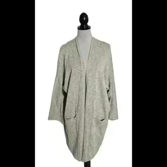 Anthroplolgie Donni  Oversized Knit Cardigan with Pockets - Picture 1 of 3